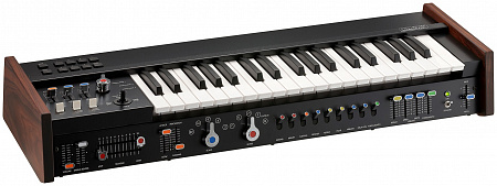 MINIKORG-700FS синтезатор